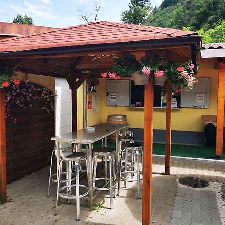 Camping Melezza Losone Εξωτερικό φωτογραφία