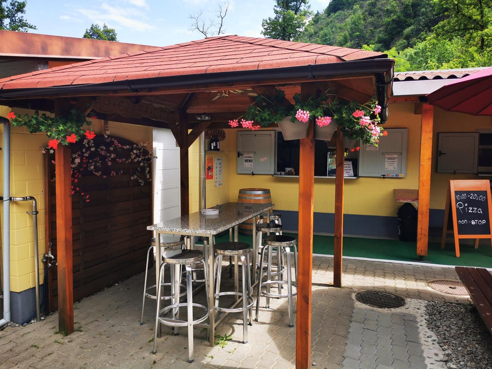 Camping Melezza Losone Εξωτερικό φωτογραφία